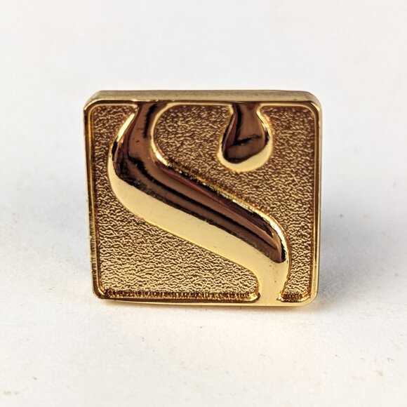 Collectible Steinhausen Watch Logo Pin - Picture 1 of 5